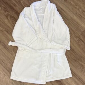 Stars Above Plush Cream Bathrobe